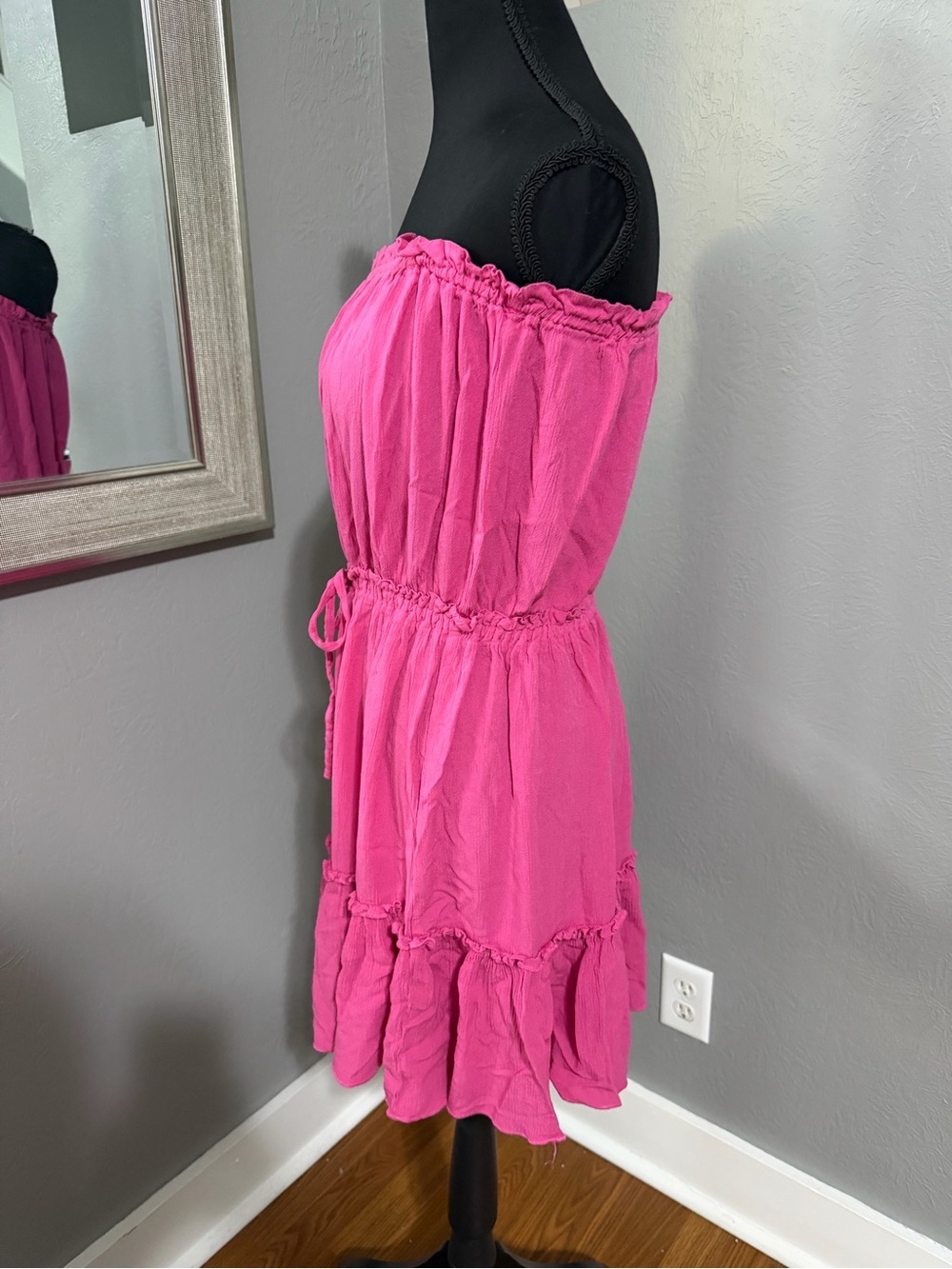 Elan Elle Strapless Barbiecore Tiered Ruffle Mini Dress Tie Waist Pink Medium - Picture 3 of 7